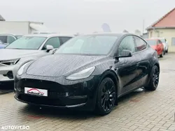 Negru Utilizat 2023 Tesla Model Y SUV | 40.662 EUR