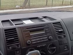 Rosu Utilizat 2009 VW T5 Van | 5.800 EUR (Super Preț)