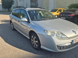 Utilizat 2010 Renault Laguna III | 2.240 EUR