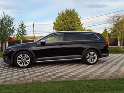 Culoarenegru Utilizat 2020 VW Passat Alltrack Break | 20.900 EUR (Preț bun)