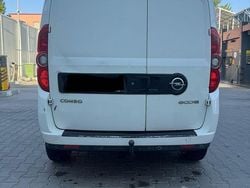 Culoarealb Utilizat 2018 Opel Combo Monovolum | 6.300 EUR