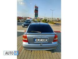 Gri Utilizat 2009 Opel Astra Hatchback | 2.100 EUR (Preț OK)