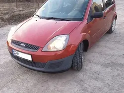Rosu Utilizat 2007 Ford Fiesta Hatchback | 2.500 EUR (Scump)
