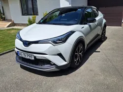 Alb Utilizat 2018 Toyota C-HR Style SUV | 21.950 EUR (Puțin scump)