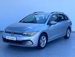 Gri mediumetalic Utilizat 2021 VW Golf VIII Life Break | 18.940 EUR (Puțin scump)