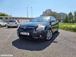 Culoarenegru Utilizat 2007 Toyota Avensis Sol Berlinǎ | 3.400 EUR