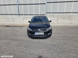 Negru Utilizat 2015 VW Polo Comfortline | 6.400 EUR (Preț OK)