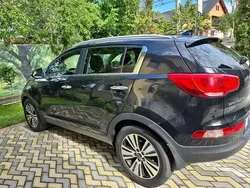 Negru Utilizat 2014 Kia Sportage SUV | 11.000 EUR (Super Preț)
