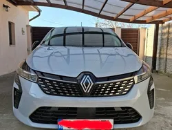 Utilizat 2024 Renault Clio V Berlinǎ | 12.500 EUR