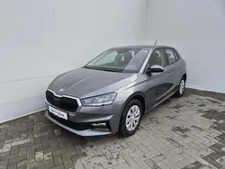 Gri mediu normal Utilizat 2024 Skoda Fabia Ambition Hatchback | 18.290 EUR (Puțin scump)