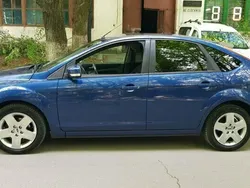 Albastru Utilizat 2009 Ford Focus Berlinǎ | 3.999 EUR (Scump)