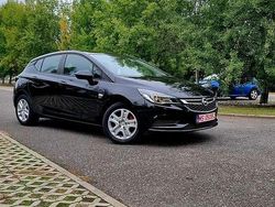Culoarenegru Utilizat 2017 Opel Astra Enjoy Hatchback | 6.000 EUR (Preț bun)