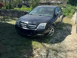 Utilizat 2005 Opel Signum Break | 1.000 EUR
