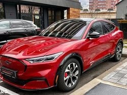 Culoarerosu Utilizat 2022 Ford Mustang Mach-E Premium SUV | 39.980 EUR