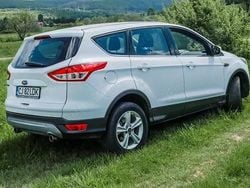 Utilizat 2015 Ford Kuga SUV | 8.000 EUR (Preț bun)