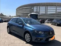 Albastru Utilizat 2016 Renault Mégane IV Hatchback | 10.500 EUR (Puțin scump)