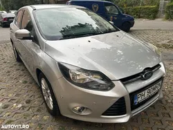 Culoareargint Utilizat 2011 Ford Focus Titanium Berlinǎ | 4.890 EUR (Preț bun)