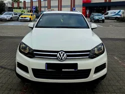 Alb Utilizat 2011 VW Touareg Exclusive SUV | 10.999 EUR (Super Preț)