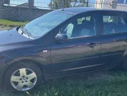 Utilizat 2007 Ford Focus | 2.200 EUR