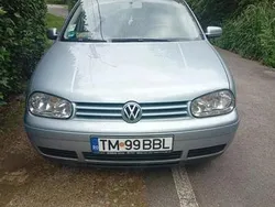 Albastru Utilizat 2003 VW Golf IV Berlinǎ | 2.100 EUR (Super Preț)