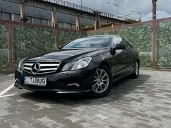 Negru Utilizat 2011 Mercedes E220 Coupe | 8.999 EUR (Super Preț)