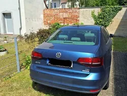 Albastru Utilizat 2015 VW Jetta Comfortline Berlinǎ | 8.500 EUR (Preț OK)