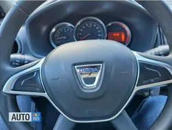 Albastru Utilizat 2018 Dacia Sandero Hatchback | 6.500 EUR