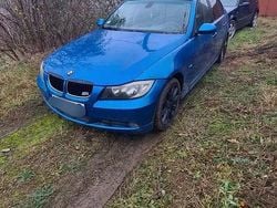 Utilizat 2005 BMW 320 Berlinǎ | 2.300 EUR (Preț bun)