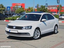 Culoarealb Utilizat 2013 VW Jetta Hybrid Highline Berlinǎ | 9.499 EUR