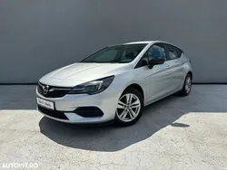 Gri deschis metalic perleffect Utilizat 2021 Opel Astra Elegance Hatchback | 11.000 EUR (Preț OK)