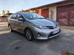 Utilizat 2013 Toyota Auris Hybrid Break | 10.500 EUR (Scump)
