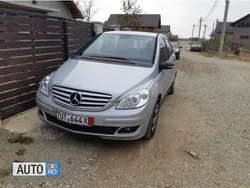 Argintiu Utilizat 2006 Mercedes B180 Monovolum | 4.250 EUR (Puțin scump)