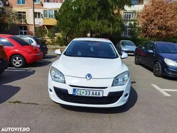 Culoarealb Utilizat 2011 Renault Mégane GrandTour Expression Break | 3.000 EUR (Super Preț)