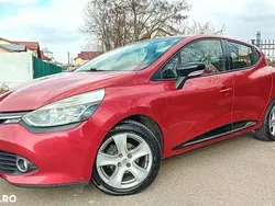 Rosu Utilizat 2012 Renault Clio IV Dynamique Hatchback | 4.750 EUR (Preț OK)