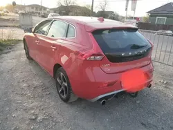 Rosu Utilizat 2016 Volvo V40 R-Design Break | 10.999 EUR (Puțin scump)