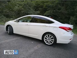 Alb Utilizat 2012 Hyundai i40 Berlinǎ | 111.000 EUR