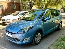 Utilizat 2010 Renault Grand Scénic III Monovolum | 3.500 EUR