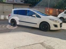 Utilizat 2014 Peugeot 308 Break | 2.250 EUR (Super Preț)
