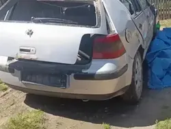 Utilizat 2000 VW Golf IV Berlinǎ | 1.000 EUR (Preț bun)