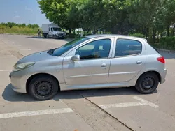 Gri Utilizat 2011 Peugeot 206+ Hatchback | 8.000 EUR