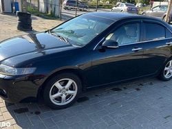 Culoarenegru Utilizat 2005 Honda Accord ES Berlinǎ | 4.500 EUR