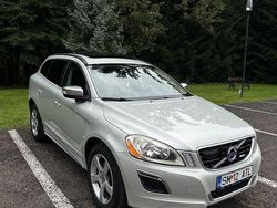 Culoarealb Utilizat 2010 Volvo XC60 R-Design SUV | 8.900 EUR (Preț OK)