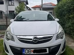 Alb Utilizat 2012 Opel Corsa Hatchback | 3.250 EUR (Preț OK)