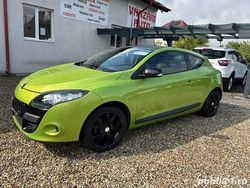 Verde Utilizat 2012 Renault Mégane III Hatchback | 3.799 EUR (Preț bun)