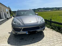 Gri Utilizat 2012 Porsche Cayenne SUV | 15.000 EUR (Preț OK)