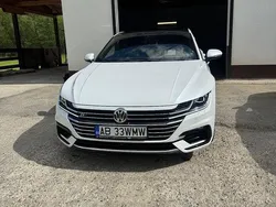 Culoarealb Utilizat 2018 VW Arteon R-line Berlinǎ | 28.590 EUR (Scump)