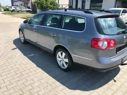 Gri Utilizat 2007 VW Passat Break | 2.490 EUR (Preț bun)