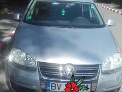 Argintiu Utilizat 2009 VW Golf VI Break | 3.700 EUR (Puțin scump)