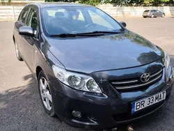 Gri Utilizat 2008 Toyota Corolla Hatchback | 3.700 EUR