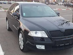 Negru Utilizat 2008 Skoda Octavia LAURIN & KLEMENT Berlinǎ | 5.450 EUR (Preț OK)